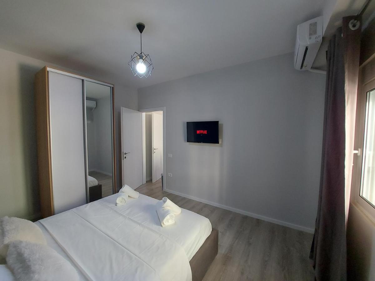 Venus'S Apartment Vlore Exterior photo